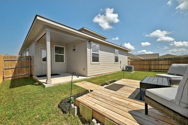 Building Photo - 3705 Conyers Ln