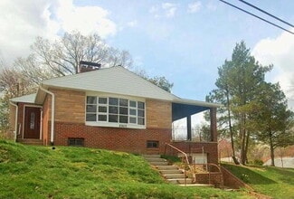 Building Photo - Charming 3BR Home with Large Yard in Hyattsville!