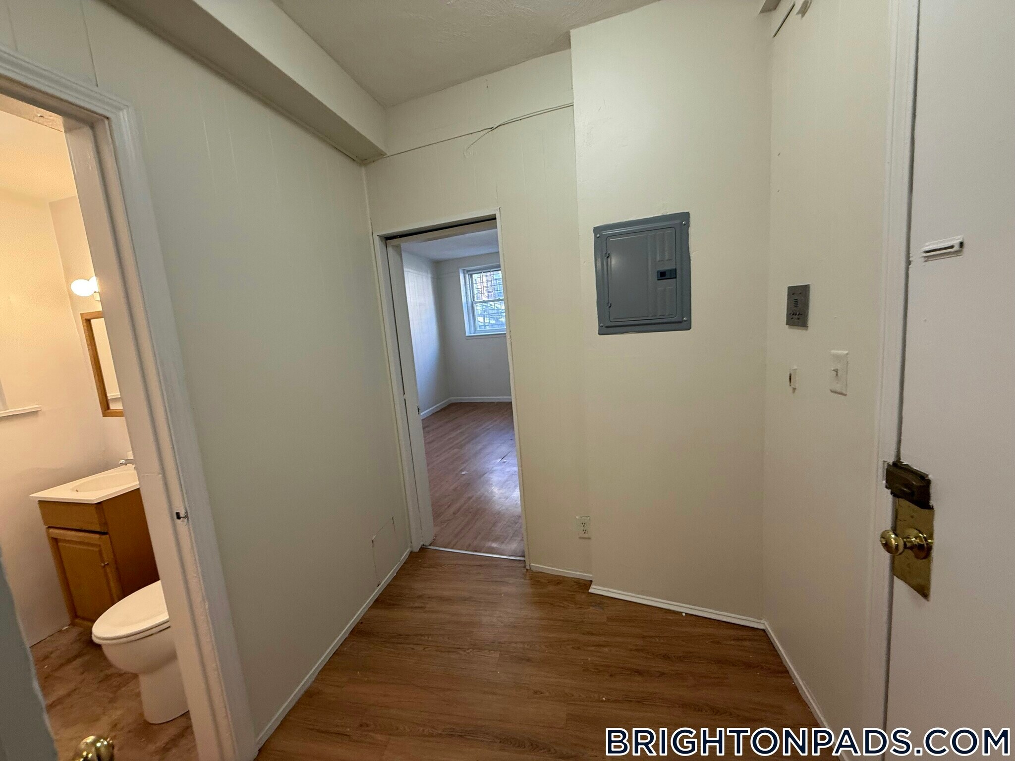 Building Photo - 119 Sutherland Rd