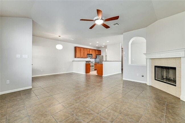 Building Photo - 660 Rusk Rd