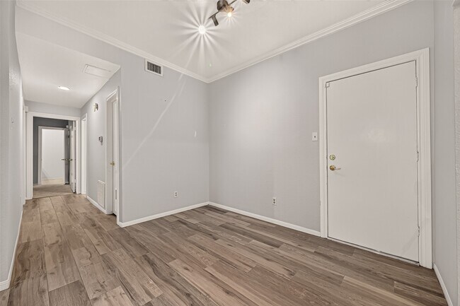 Building Photo - 1201 Bering Dr