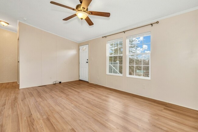 Building Photo - 9 Harwood Cemetary Rd