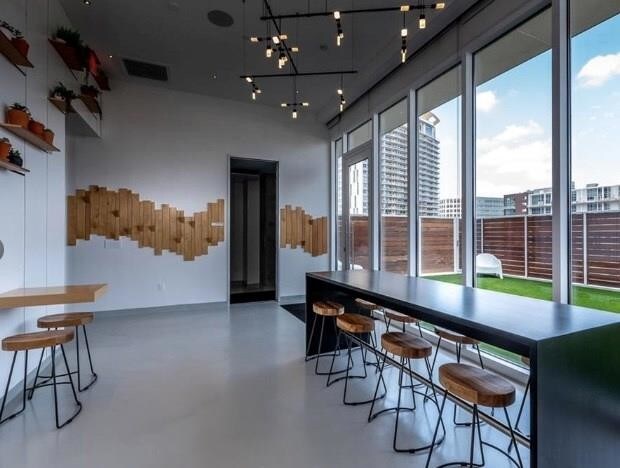 Building Photo - 301 West Ave