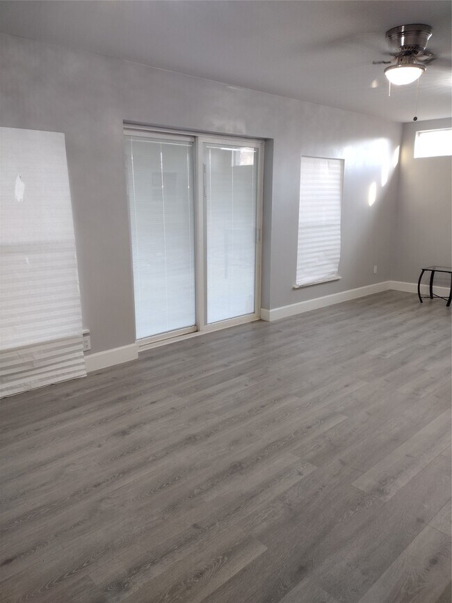 Building Photo - 7514 Wovenwood Ln