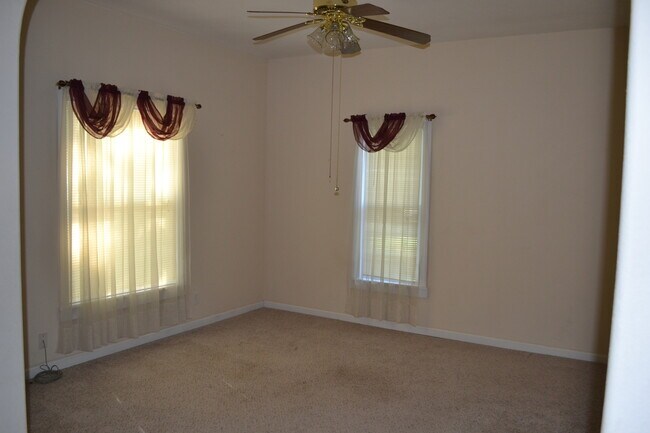 Building Photo - Nice and previously remodeled 2 bedroom w/ detached 3rd bedroom, carport & storage garage in Clay...