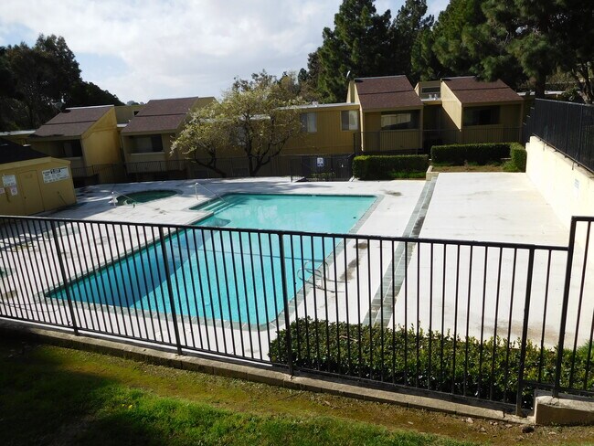 Building Photo - 103 Camino Alto