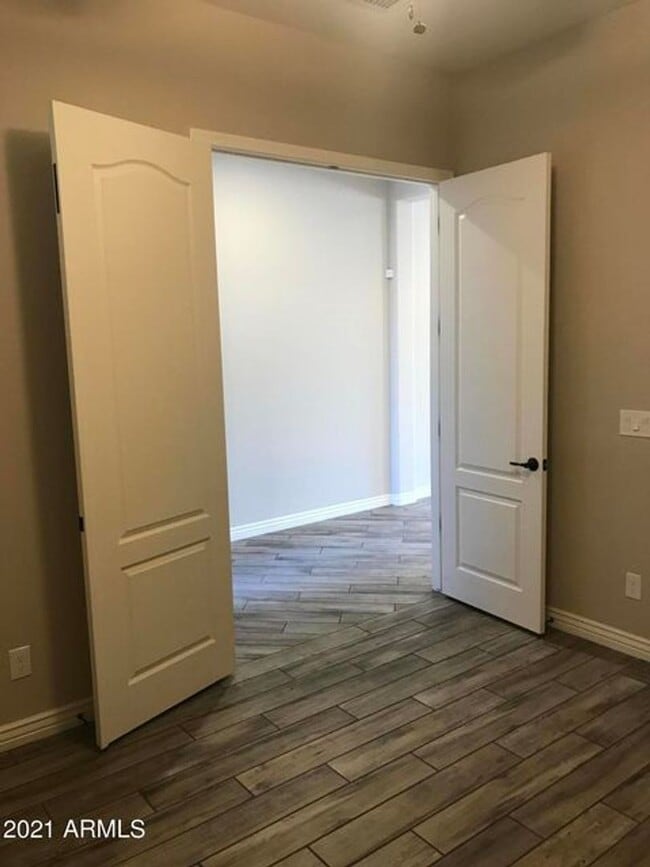 Building Photo - Beautiful Foothills 4 Bed and 3 Bath