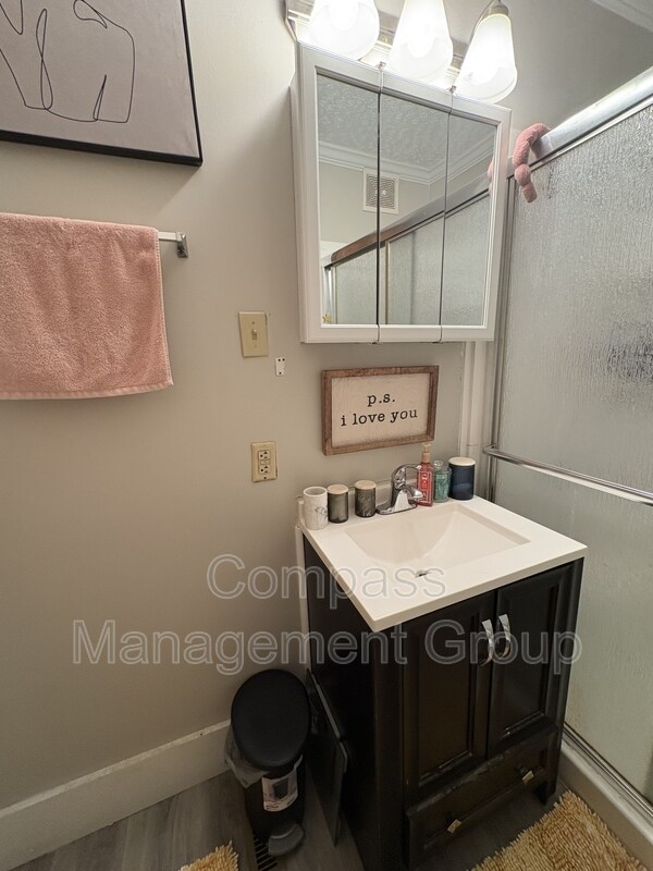 Building Photo - 1619 Washington Ave