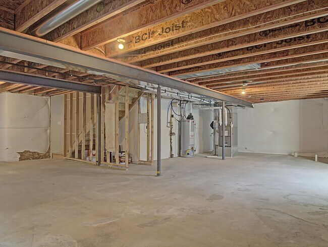 Building Photo - 10801 Saco Dr