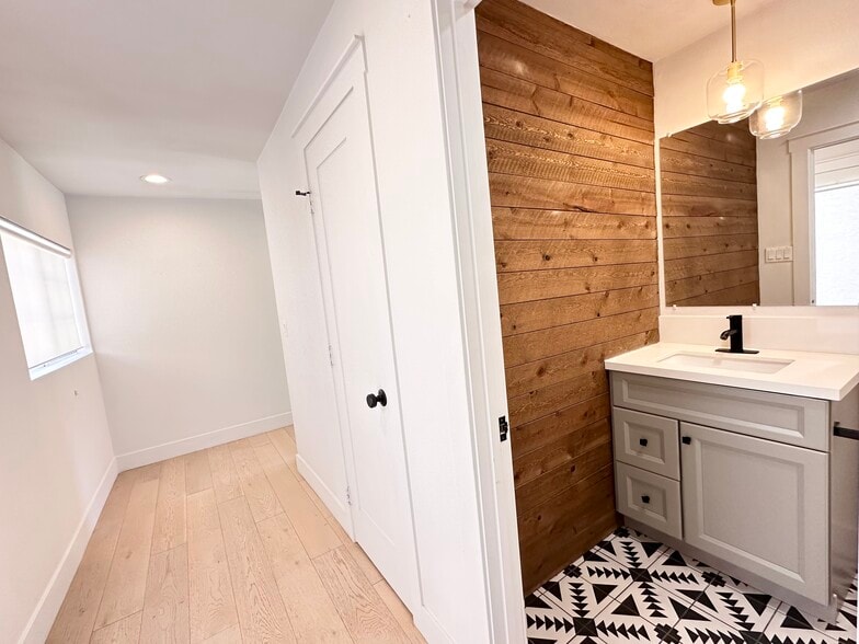 Building Photo - 4336 Toland Way