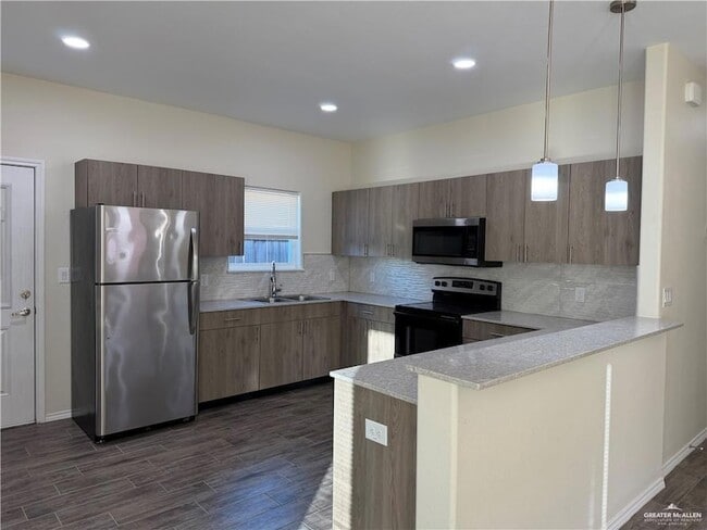 Building Photo - 2206 N Hester St