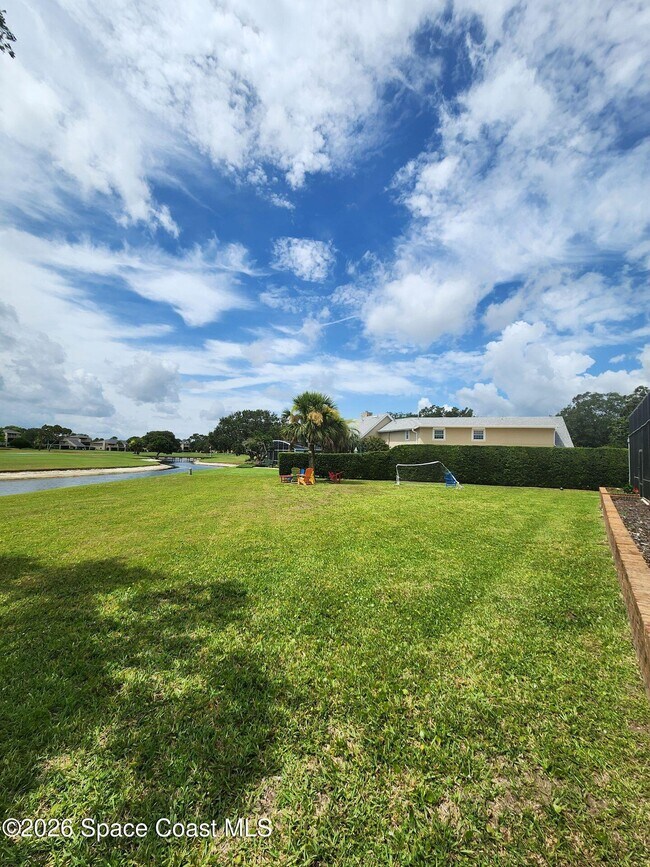 Building Photo - 649 Woodbridge Dr