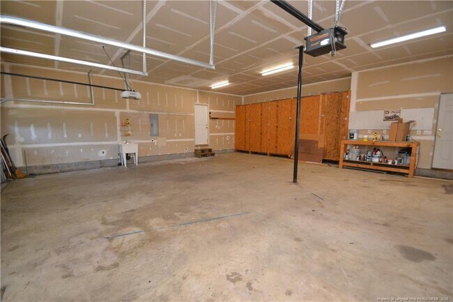 Building Photo - 313 Gooseberry Dr