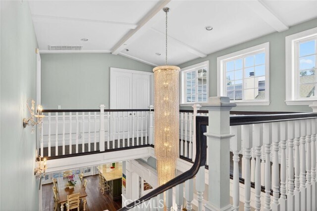 Building Photo - 4533 Farmdale Ave