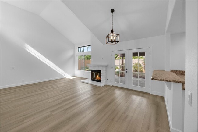 Building Photo - 1225 E Palm Dr