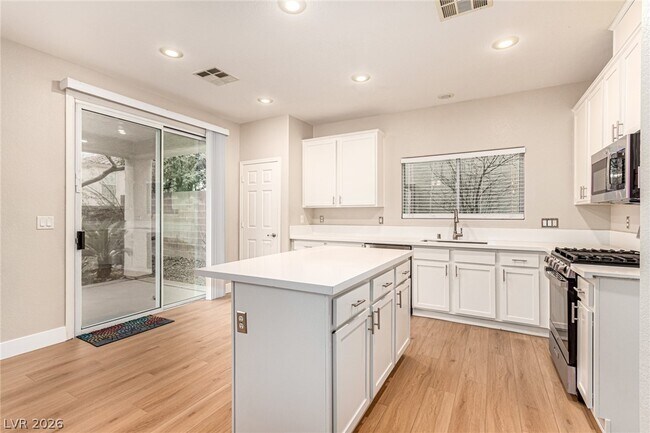 Building Photo - 11209 Salentino Ave