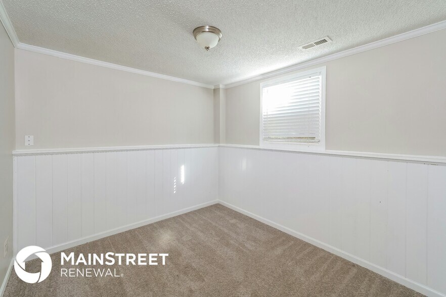 Building Photo - 602 SW Montana Ridge Dr