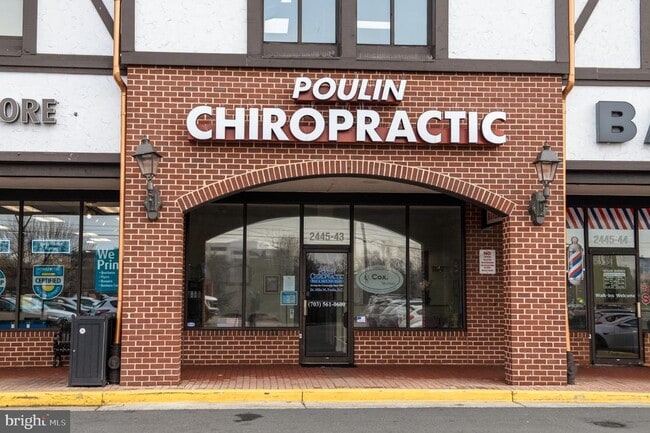 Building Photo - 2558 Banshire Dr