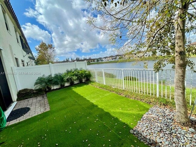 Building Photo - 9370 W 34th Ct