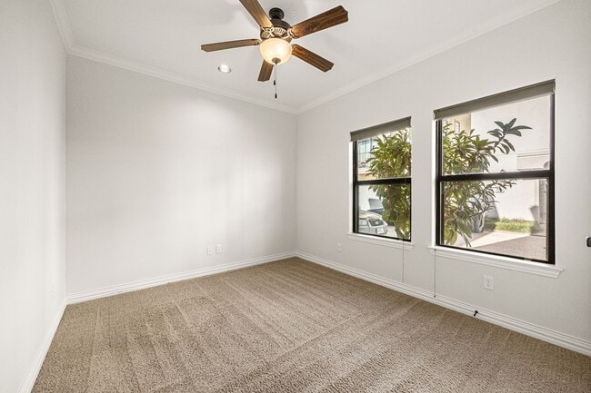 Building Photo - 7227 Laguna Villas