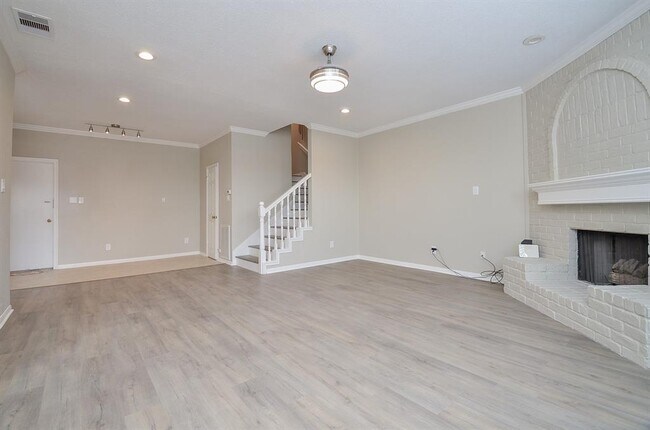 Building Photo - 5630 Fairdale Ln