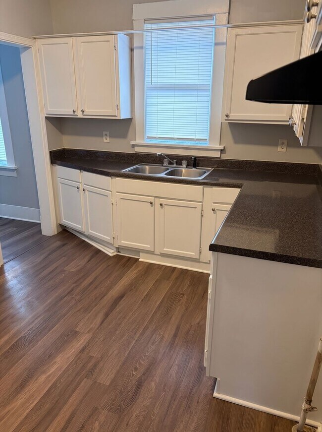 Building Photo - Spacious 4 Bedroom Home in Memphis – $1,770/Month | Housing Vouchers Accepted