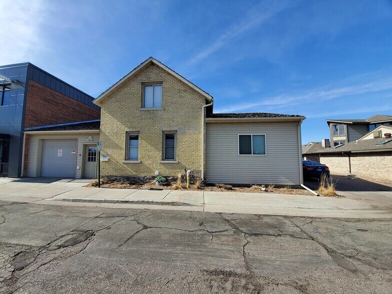 Building Photo - 515 2nd St N