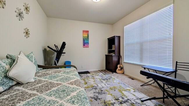 Building Photo - 114 Gala Dr