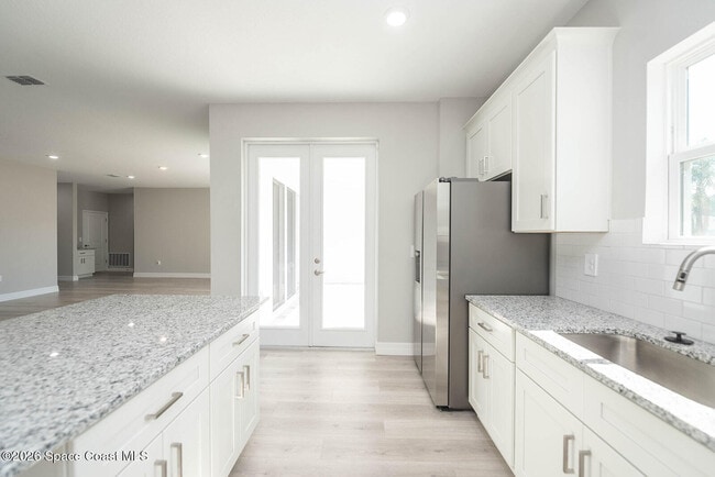 Building Photo - 1106 Homer St NW