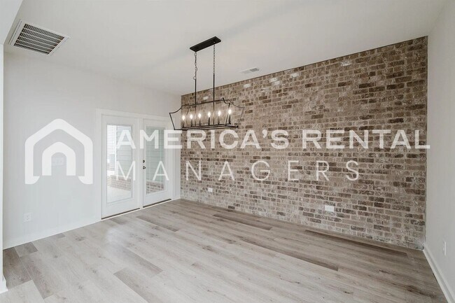 Building Photo - Modern Elegance at Unali Townes!