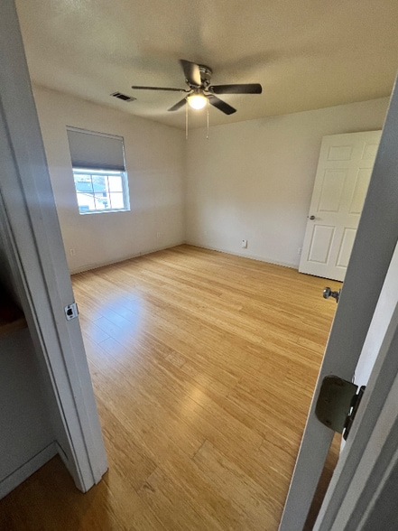 Building Photo - 5349 East Pkwy