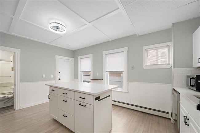 Building Photo - 149 Pomona Ave