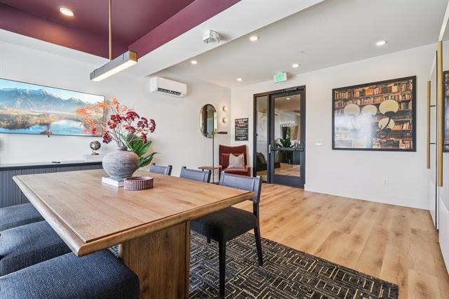 Building Photo - 405 N Ewing Ave