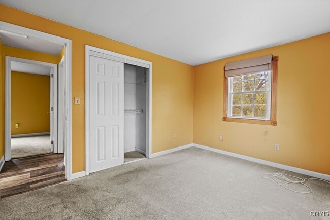 Building Photo - 3059 Hayfield Ln