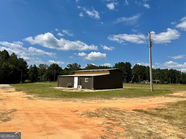 Building Photo - 315 Pinehill Rd