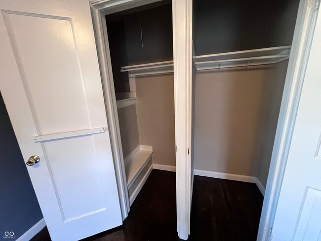 Building Photo - 1524 E 46th St