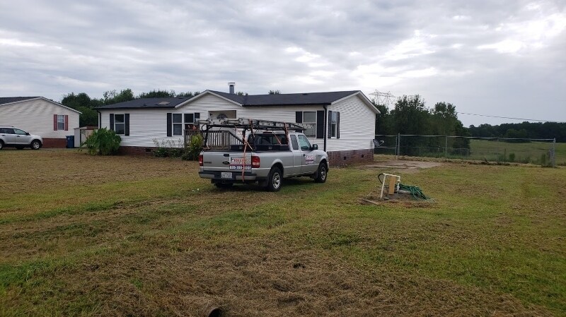 Building Photo - 1124 Eulalia Ln