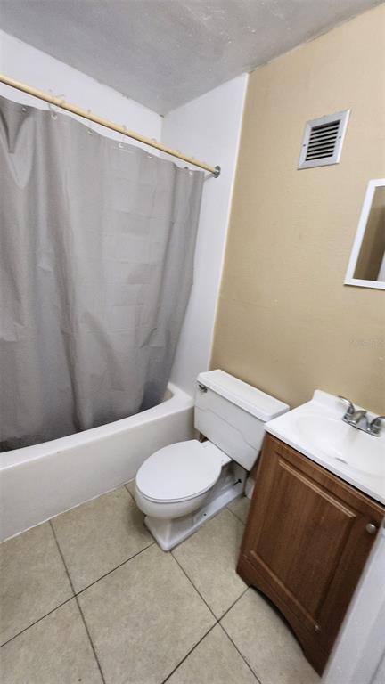 Building Photo - 7900 S Orange Blossom Trail