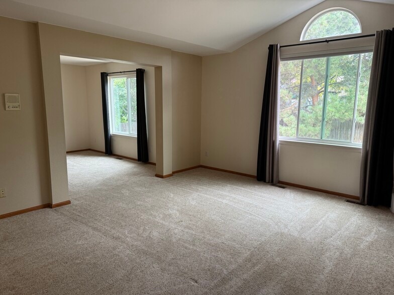2nd Floor - Master Bedroom - 11717 Chase Ct