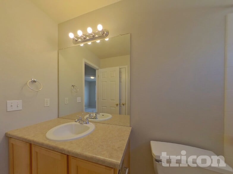 Building Photo - 16116 E Wigeon Pl