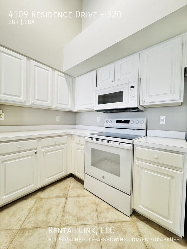 Building Photo - 4109 Residence Drive