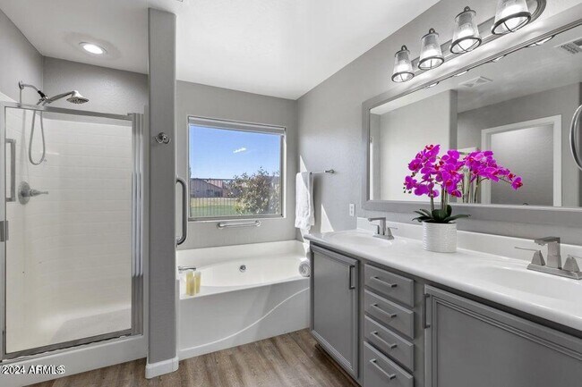 Building Photo - 21303 E Vía Del Palo