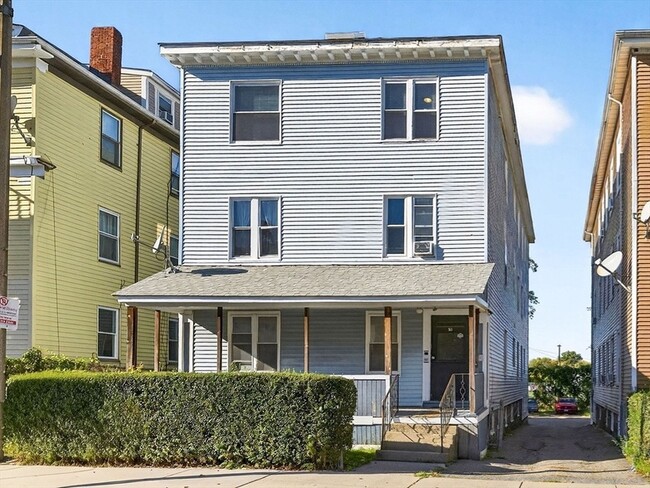 Building Photo - 53 Armandine St