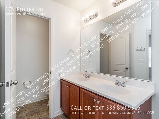 Building Photo - 109 Kutter Dr