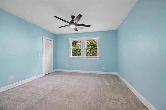 Building Photo - Move In by 5/1 & Save $500 OFF MAY Rent — Fully Renovated Gem!!!