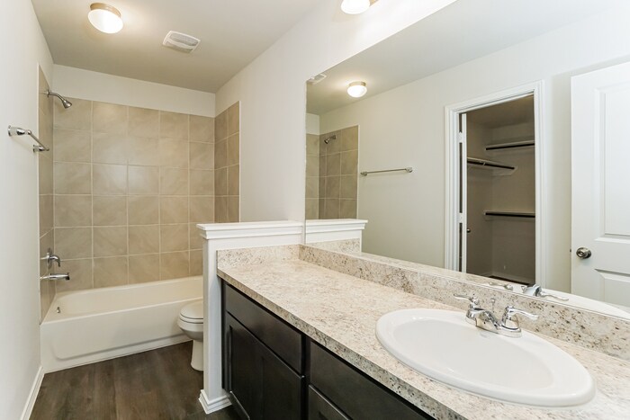 Building Photo - 9422 Somers Bend