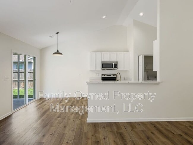 Building Photo - 5208 Copley Cir