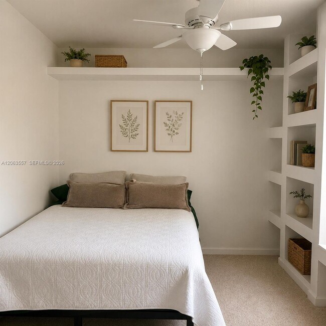 Building Photo - 443 0
