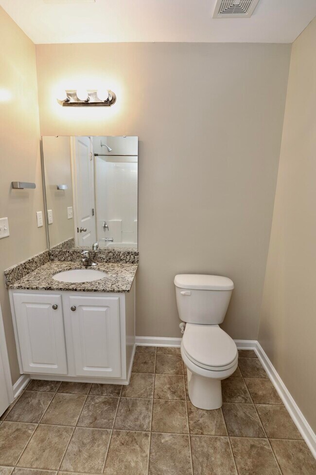 Building Photo - 1761 Nicholas Dr