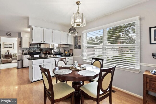 Building Photo - 2131 Silentree Dr